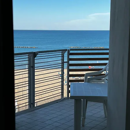شقة Immobiliare La Rosetana - Residenza Atlantica 2 روزيتو ديلي أبروتسي